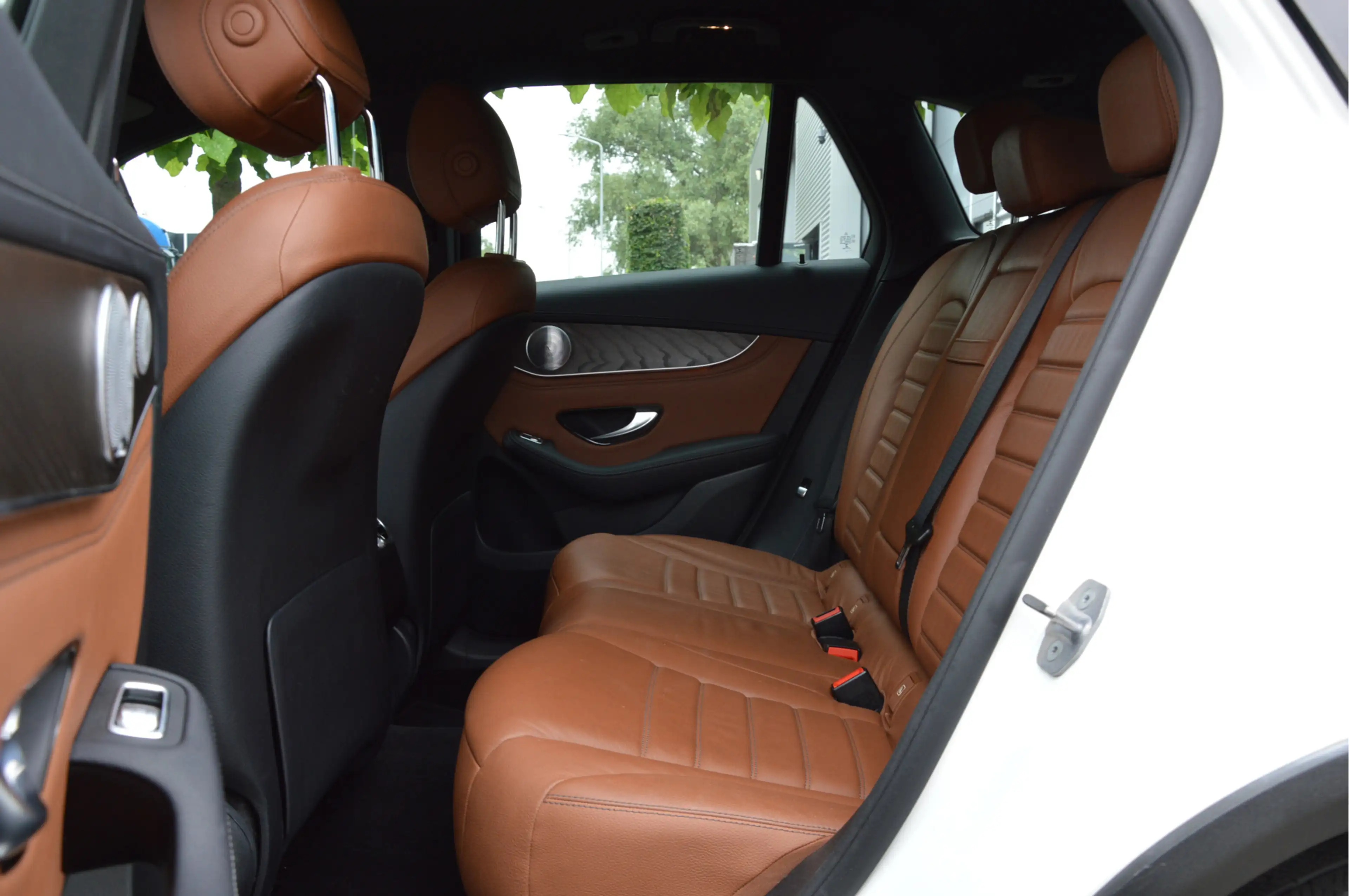 Mercedes-Benz GLC 350 350e 4MATIC Premium Plus LEDER | MEMORY | KEYLESS — photo 36