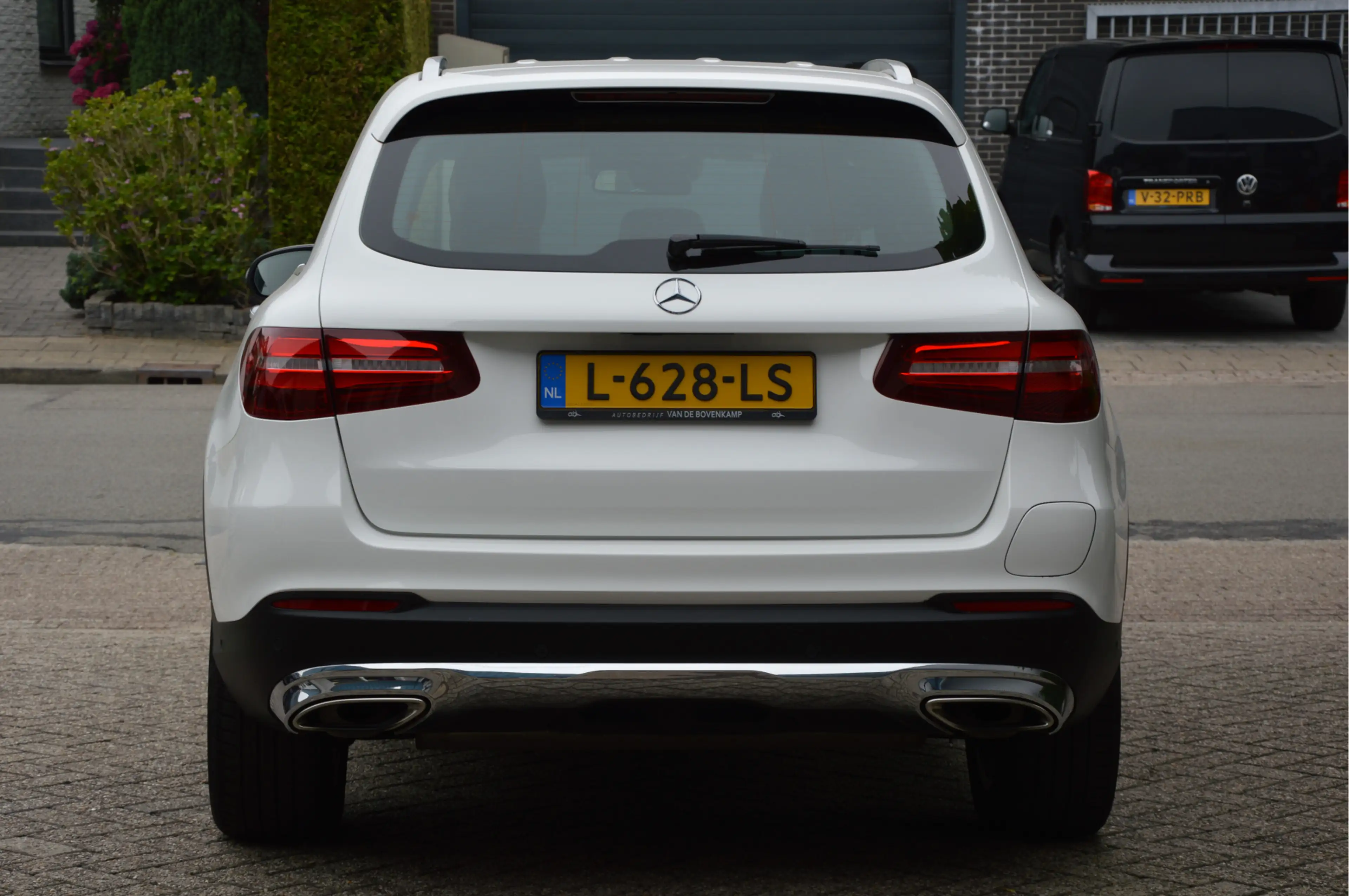 Mercedes-Benz GLC 350 350e 4MATIC Premium Plus LEDER | MEMORY | KEYLESS — photo 11