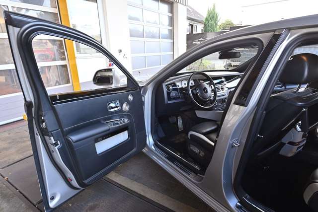 Rolls-Royce Ghost -S2/Panor/Topview/Assistpaket/Theatre Pak