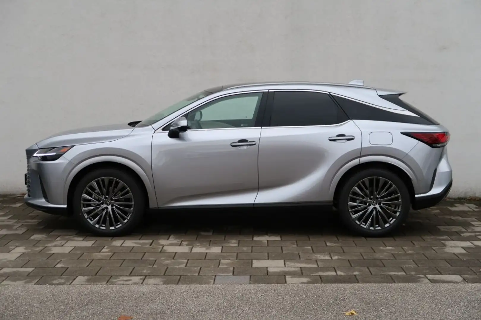 Lexus RX 450h 450h+ (Plug-in-Hybrid) Luxury Line + Panorama Glas Argento - 2