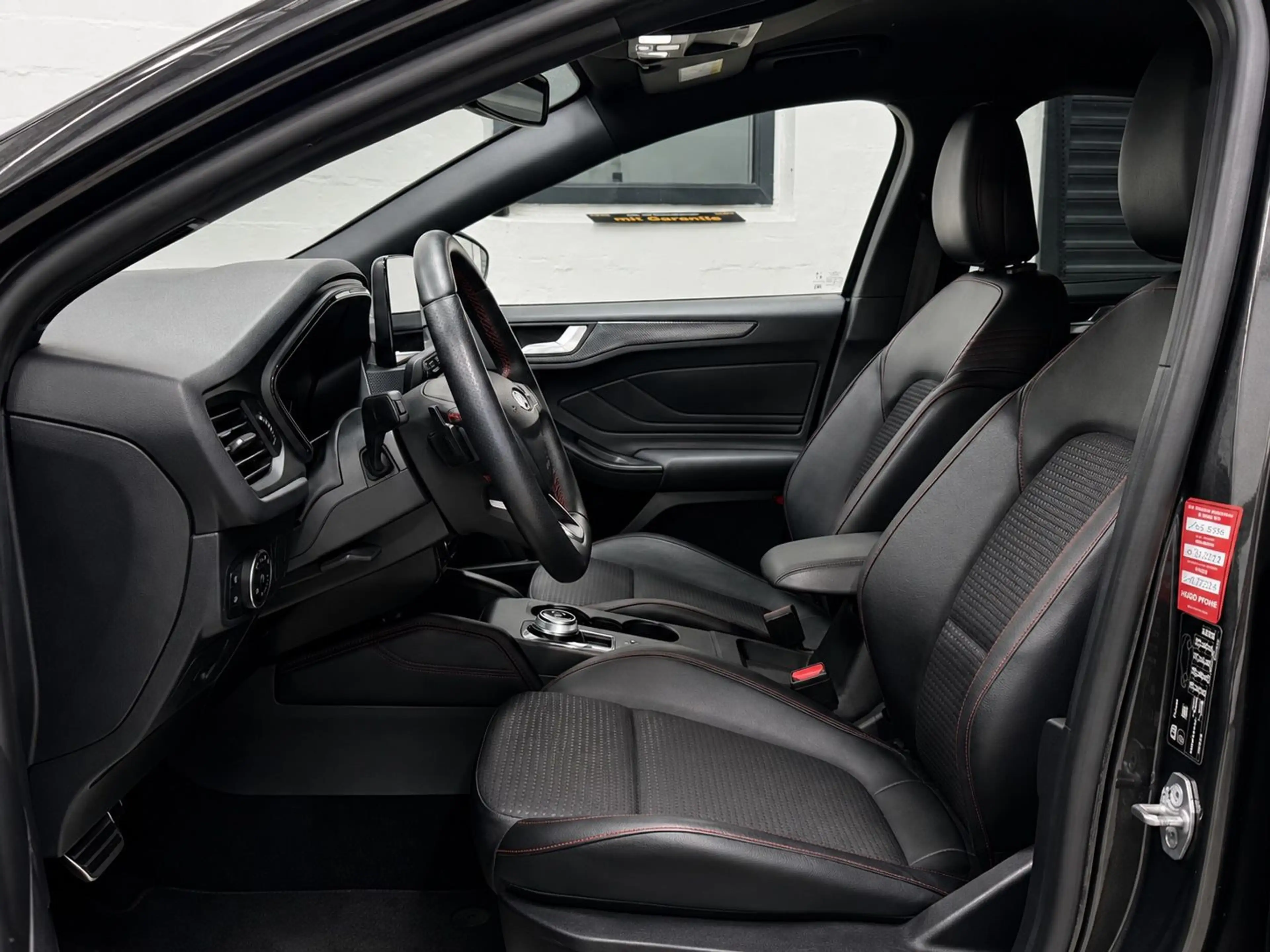 Ford Focus ST Line Automatik Mod.2020 Vollaussta.AHK — photo 9