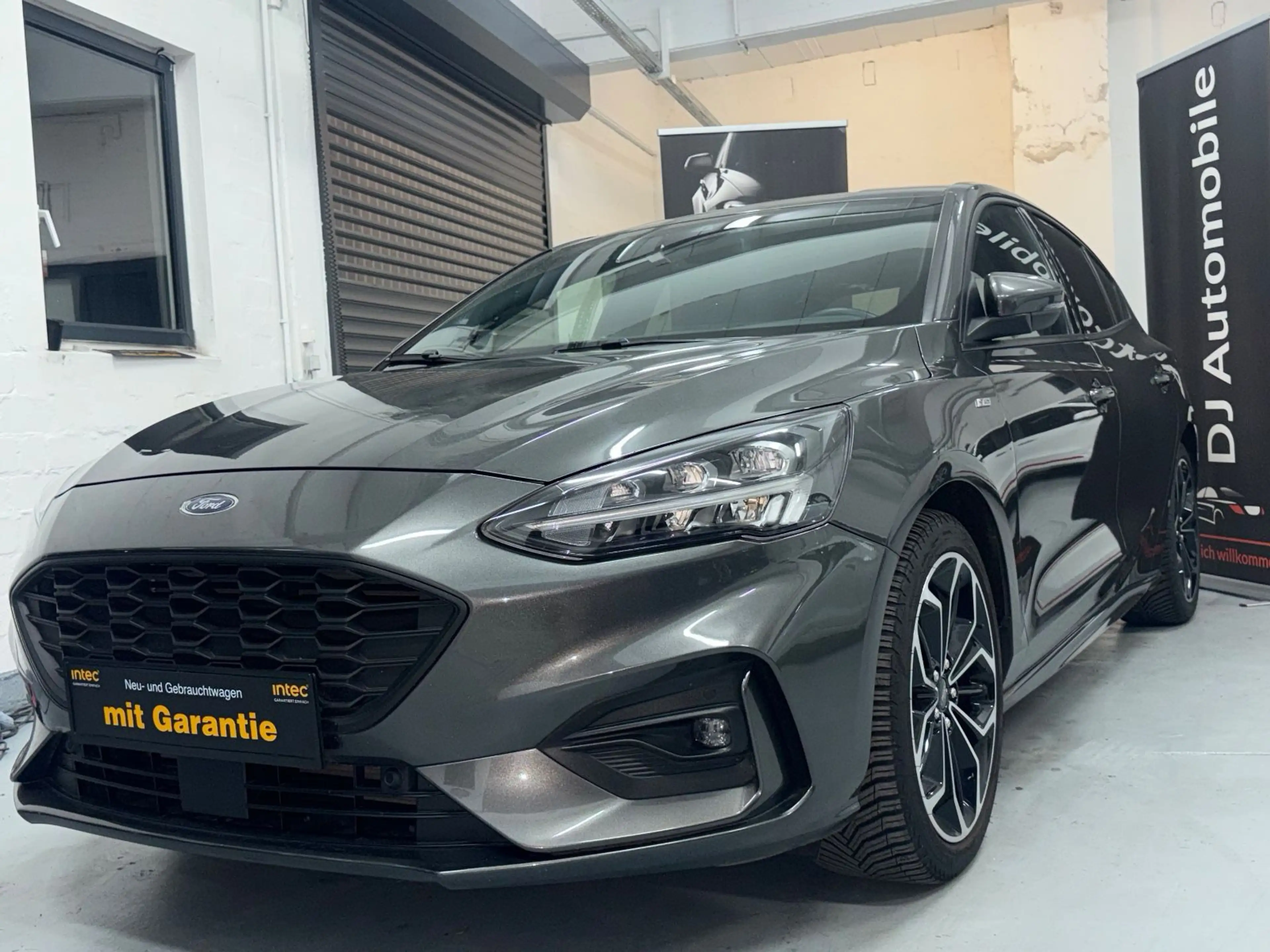 Ford Focus ST Line Automatik Mod.2020 Vollaussta.AHK