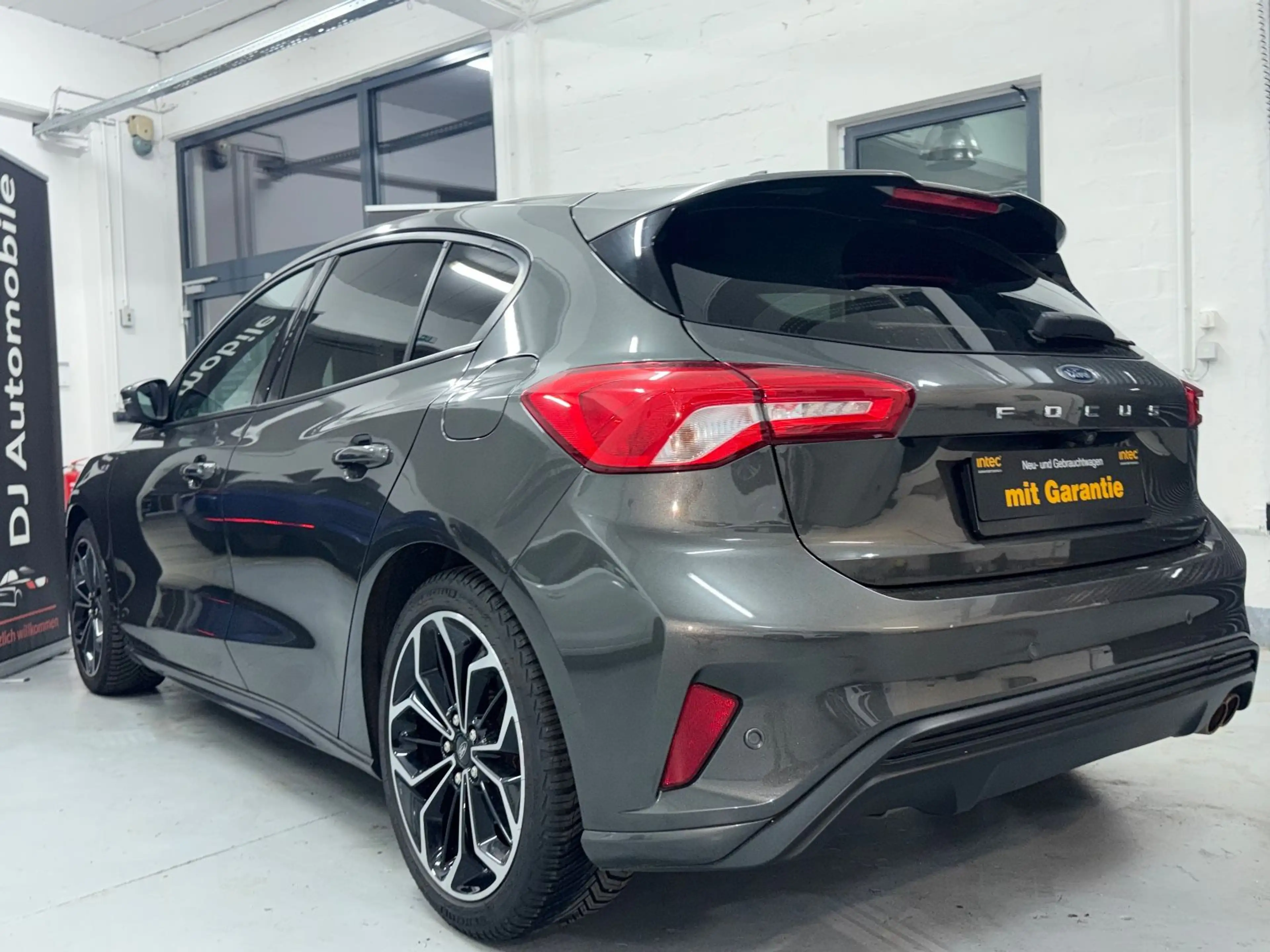 Ford Focus ST Line Automatik Mod.2020 Vollaussta.AHK — photo 7
