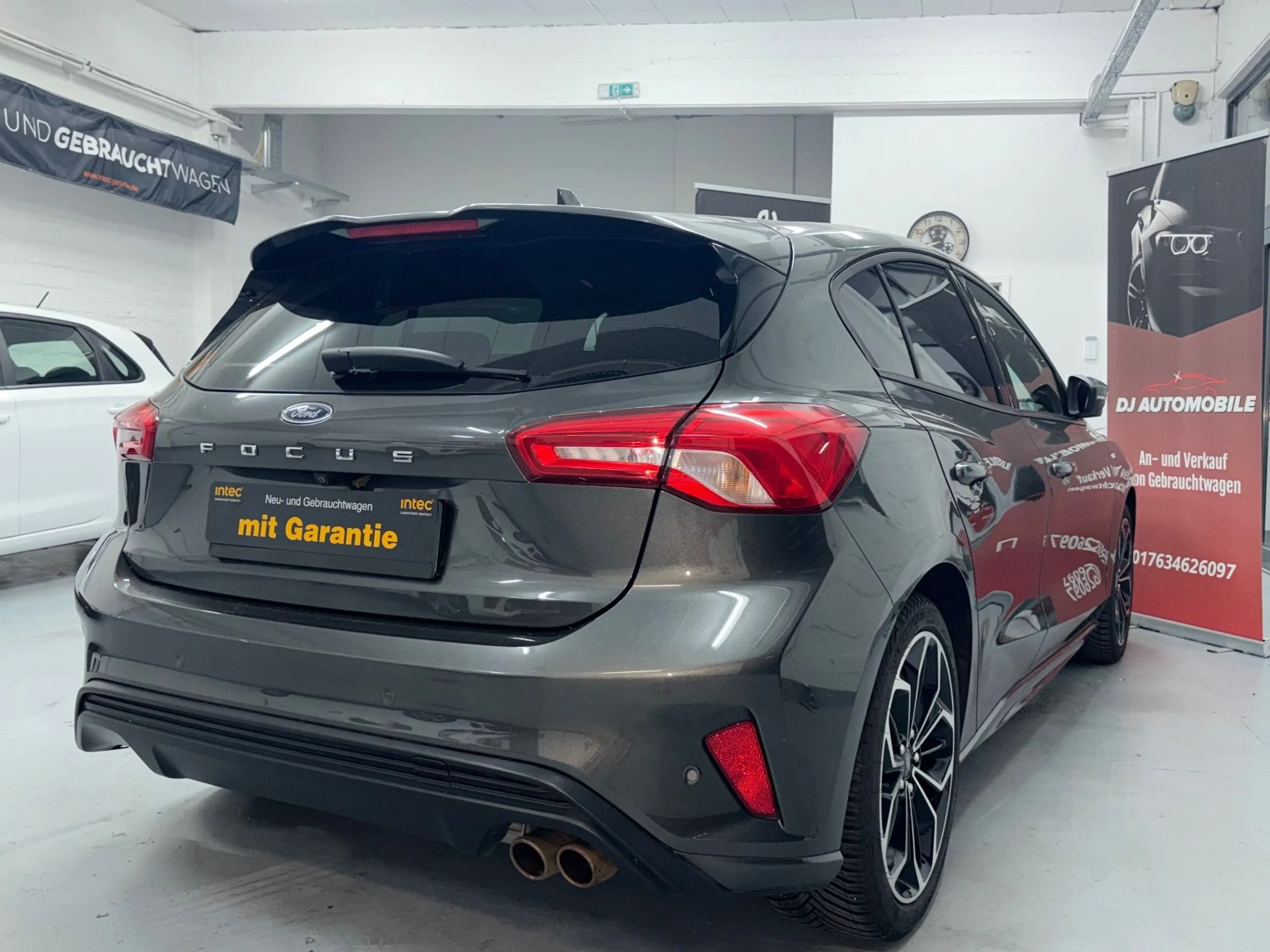 Ford Focus ST Line Automatik Mod.2020 Vollaussta.AHK — photo 8