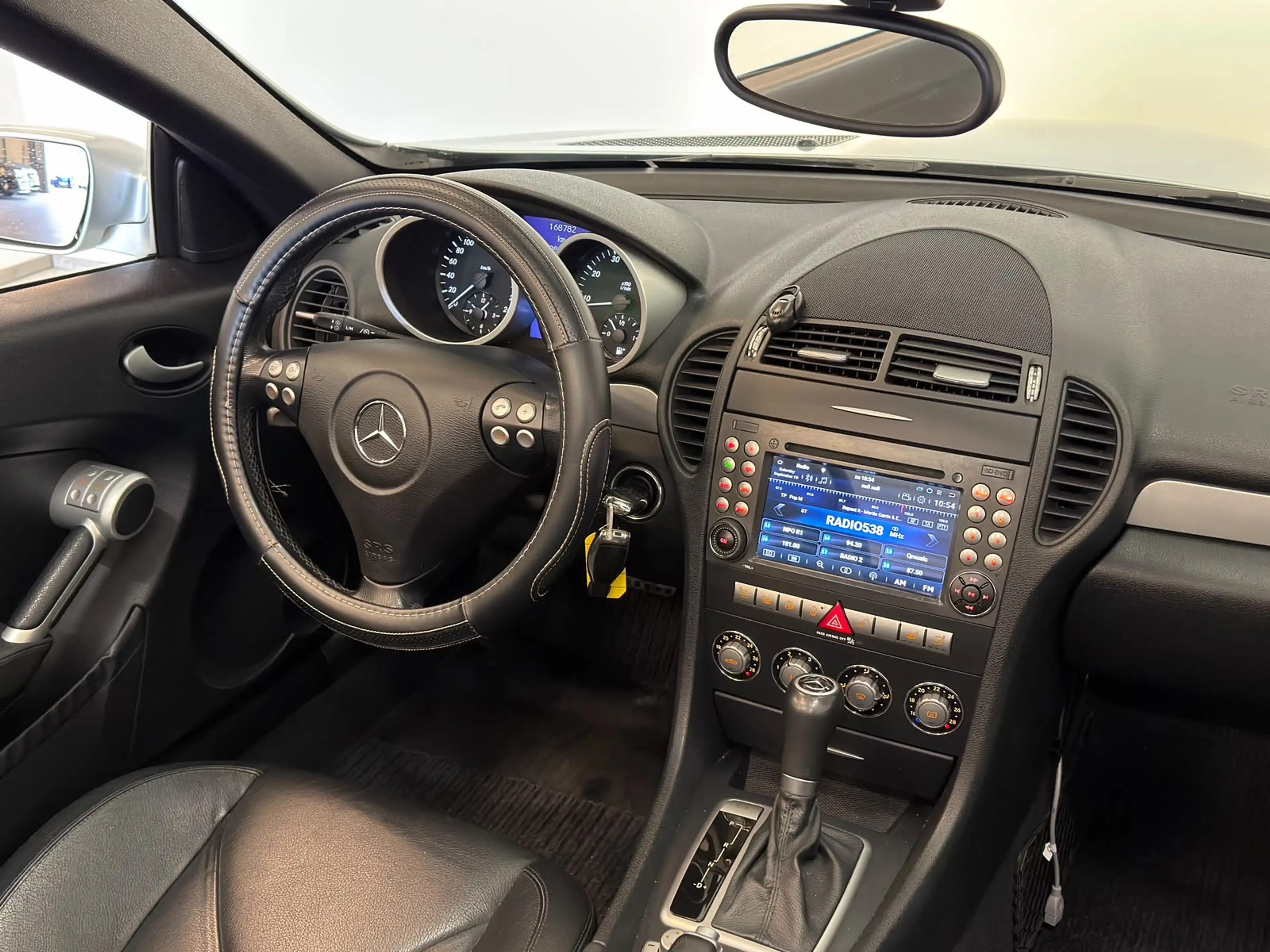 Mercedes-Benz SLK 200 K. / Automaat / Airscarf / Stoelverwarming — photo 8