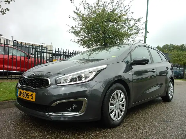 Kia Ceed / cee'd Cee d 1.6 CRDi Eco Dynamics 110PK Business Navigat