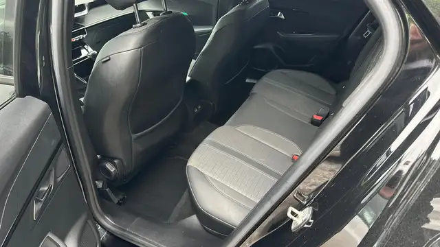 Peugeot 2008 view 13