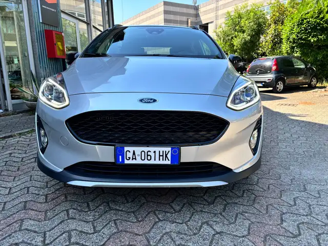 Ford Fiesta ACTIVE 1.0 ECOBOOST S OK 95 CV NEOPATENTATI  PREZZO REALE