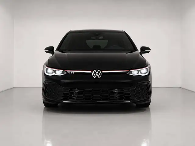 Volkswagen Golf view 3