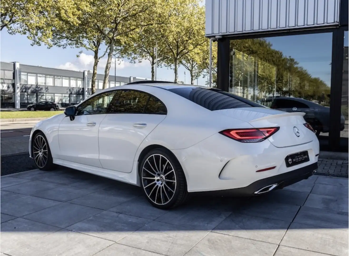 Mercedes-Benz CLS 300 d Premium Alb - 2