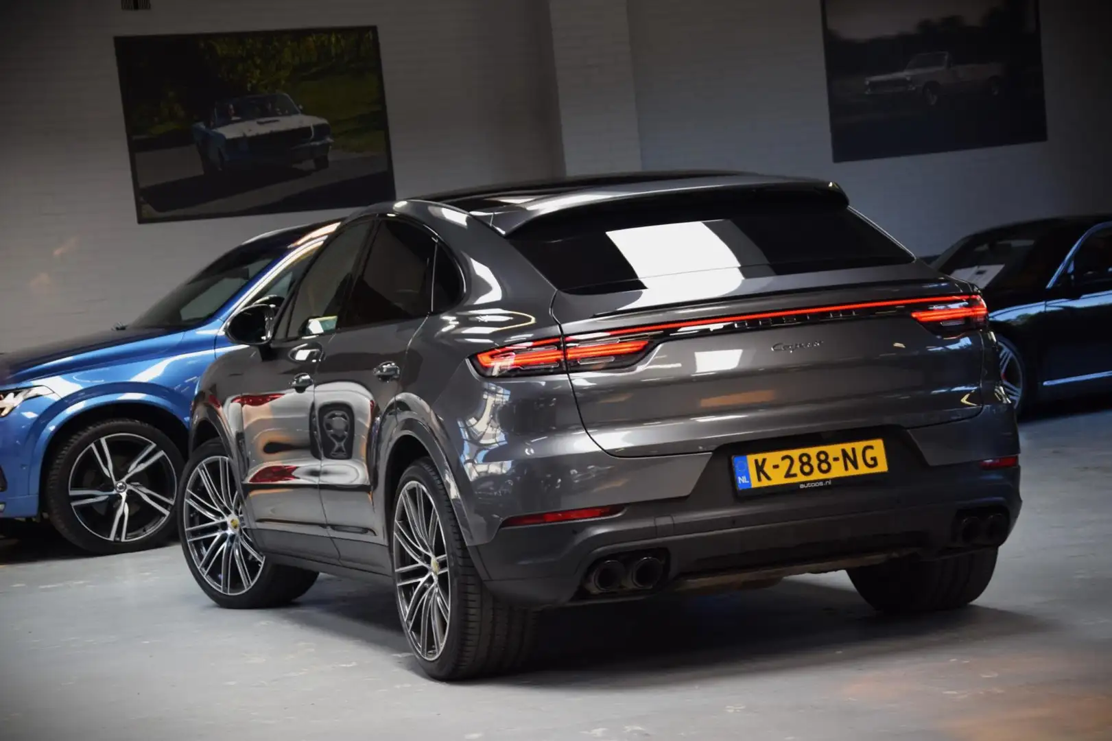 Porsche Cayenne Coupé 3.0 *Panoramadak*|Sport-Chrono|Bose|360 view Grijs - 2