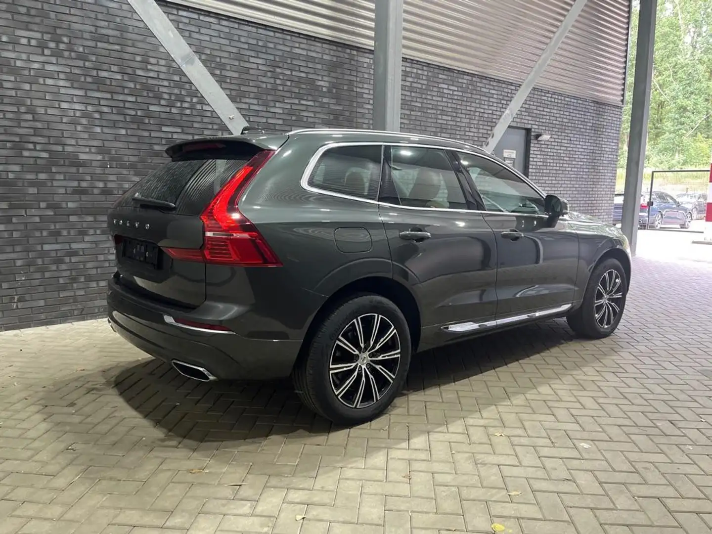 Volvo XC60 T8 Recharge Inscription | Bowers&Wilkins | ACC | P Grijs - 2