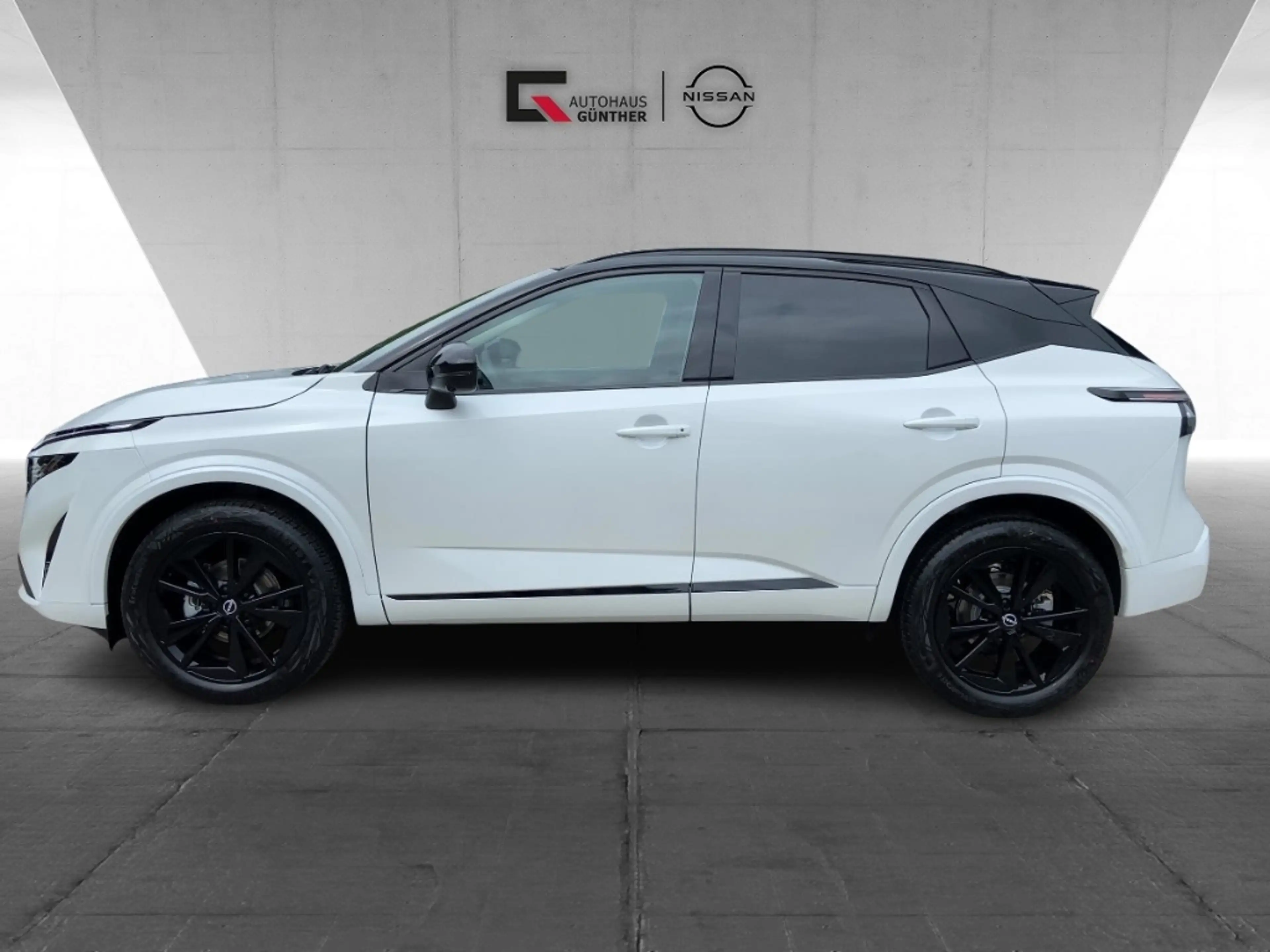 Nissan Qashqai 1.N-DESIGN 158PS Automatik Winter/Bose/PGD/AVM — photo 2