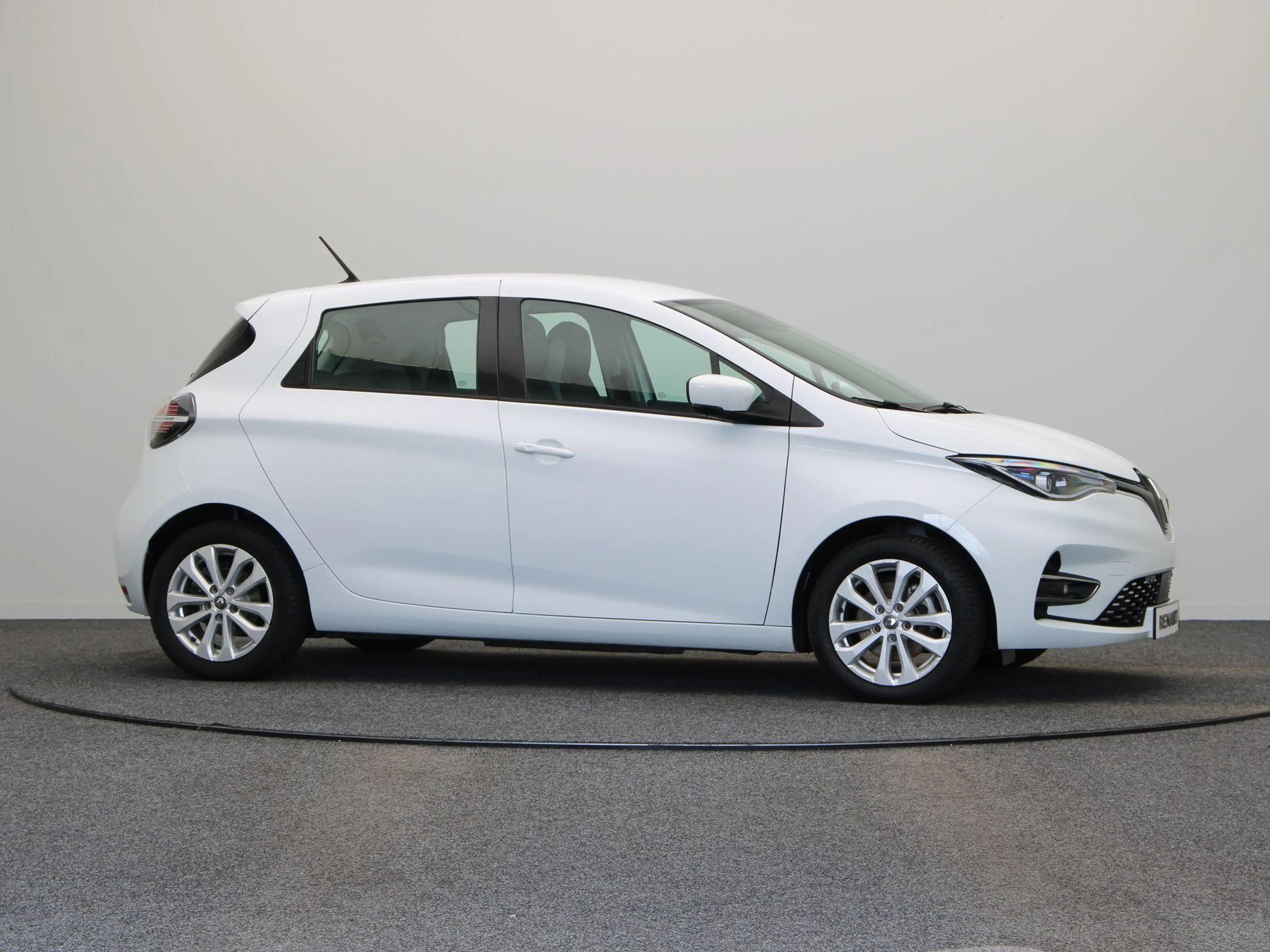 Renault ZOE R110 Zen 52 kWh | Accu koop | CCS | 93% SOH | Airc — photo 14