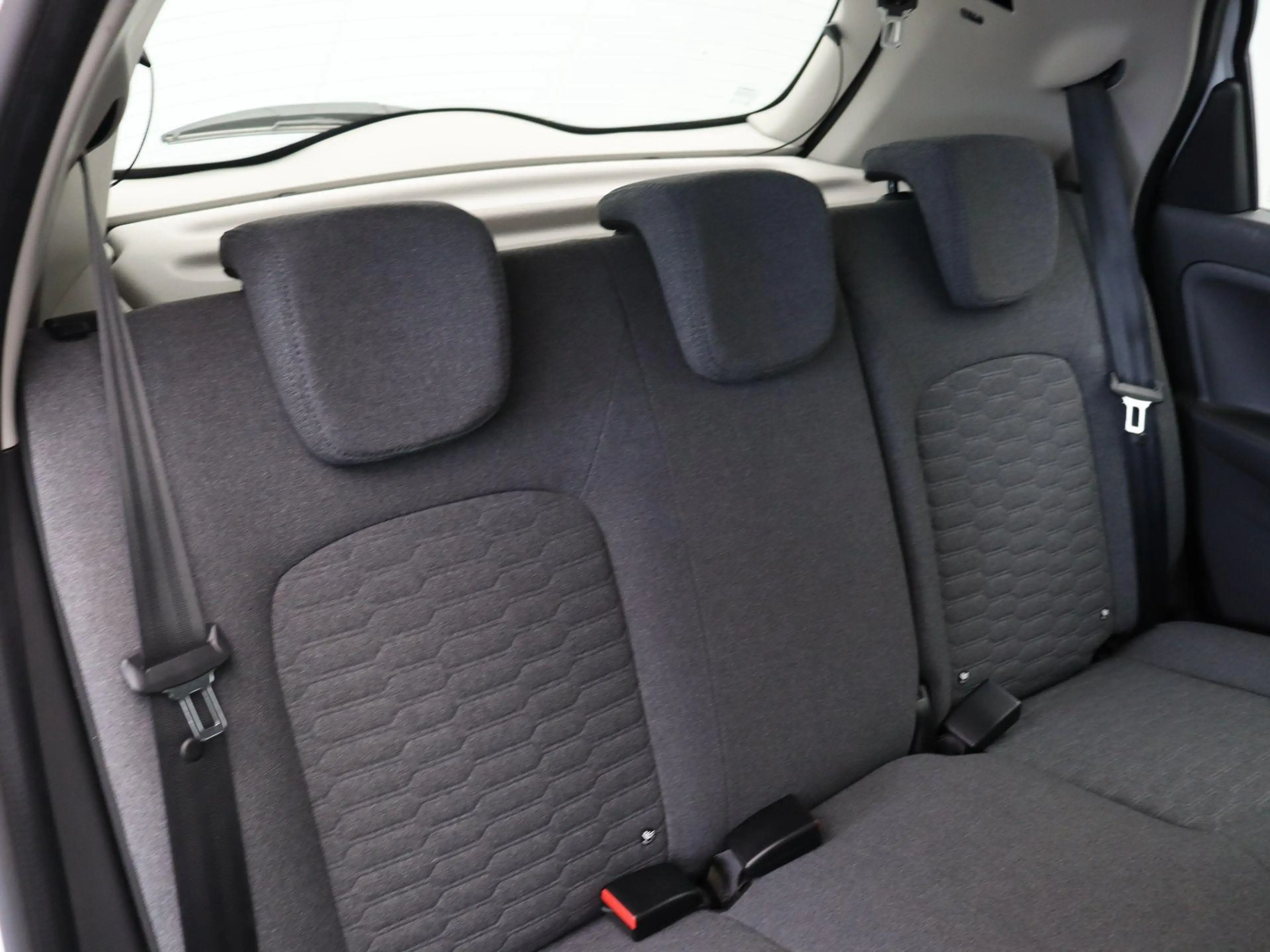 Renault ZOE R110 Zen 52 kWh | Accu koop | CCS | 93% SOH | Airc — photo 10