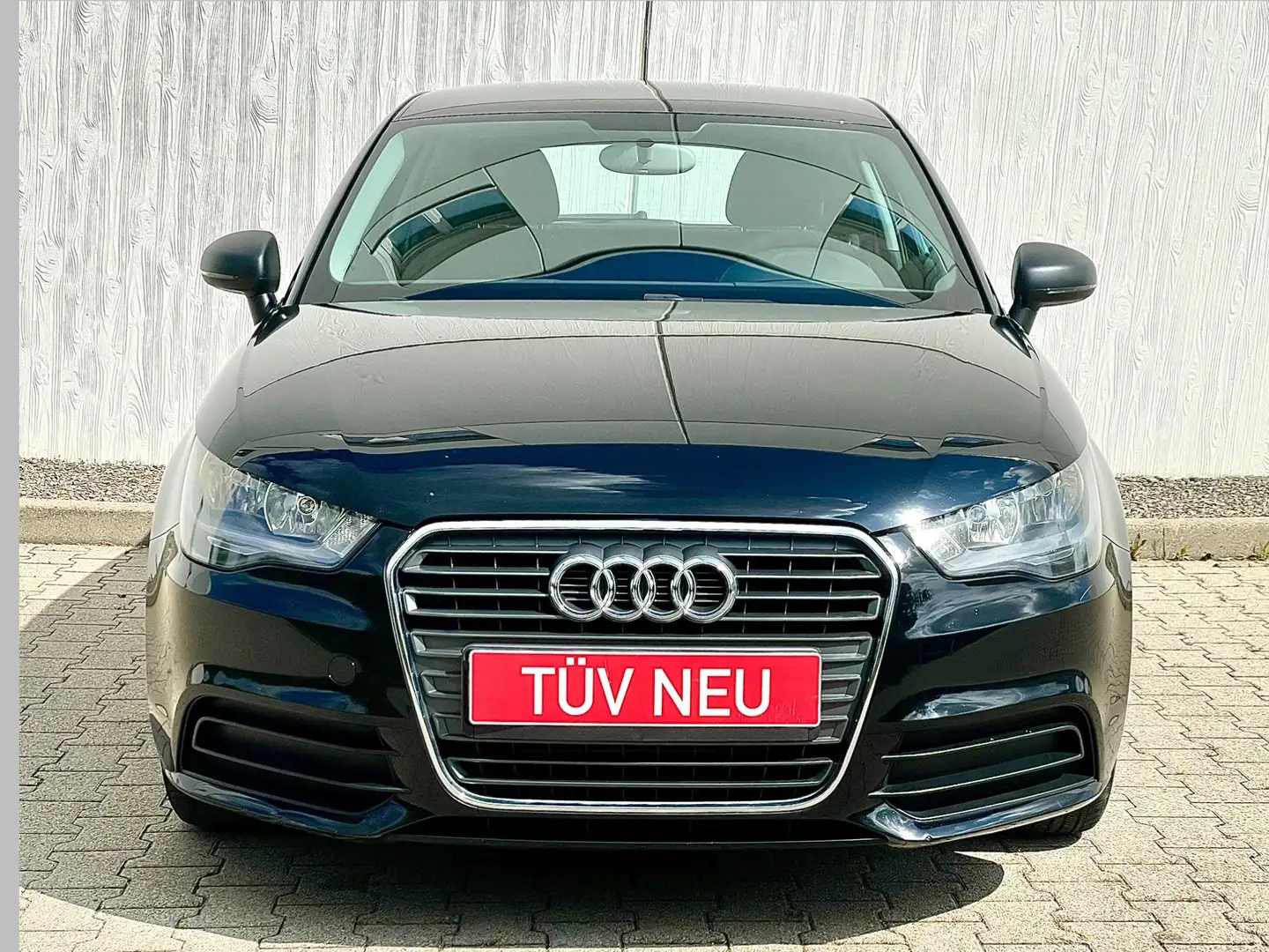 Audi A1 1.2 TFSI Ambition Noir - 2