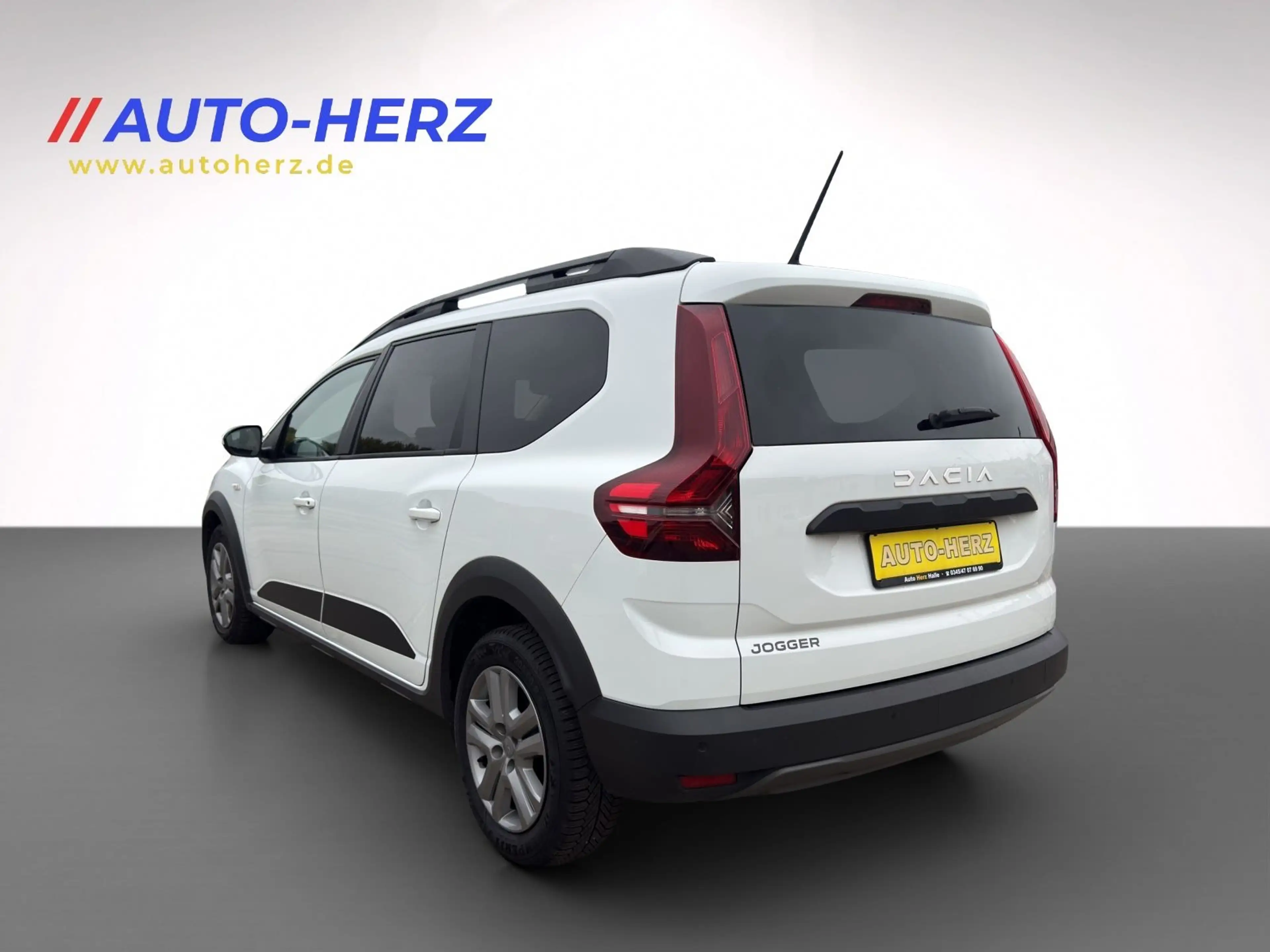 Dacia Jogger Expression Klima+PDC+Navi+Tempomat — photo 11