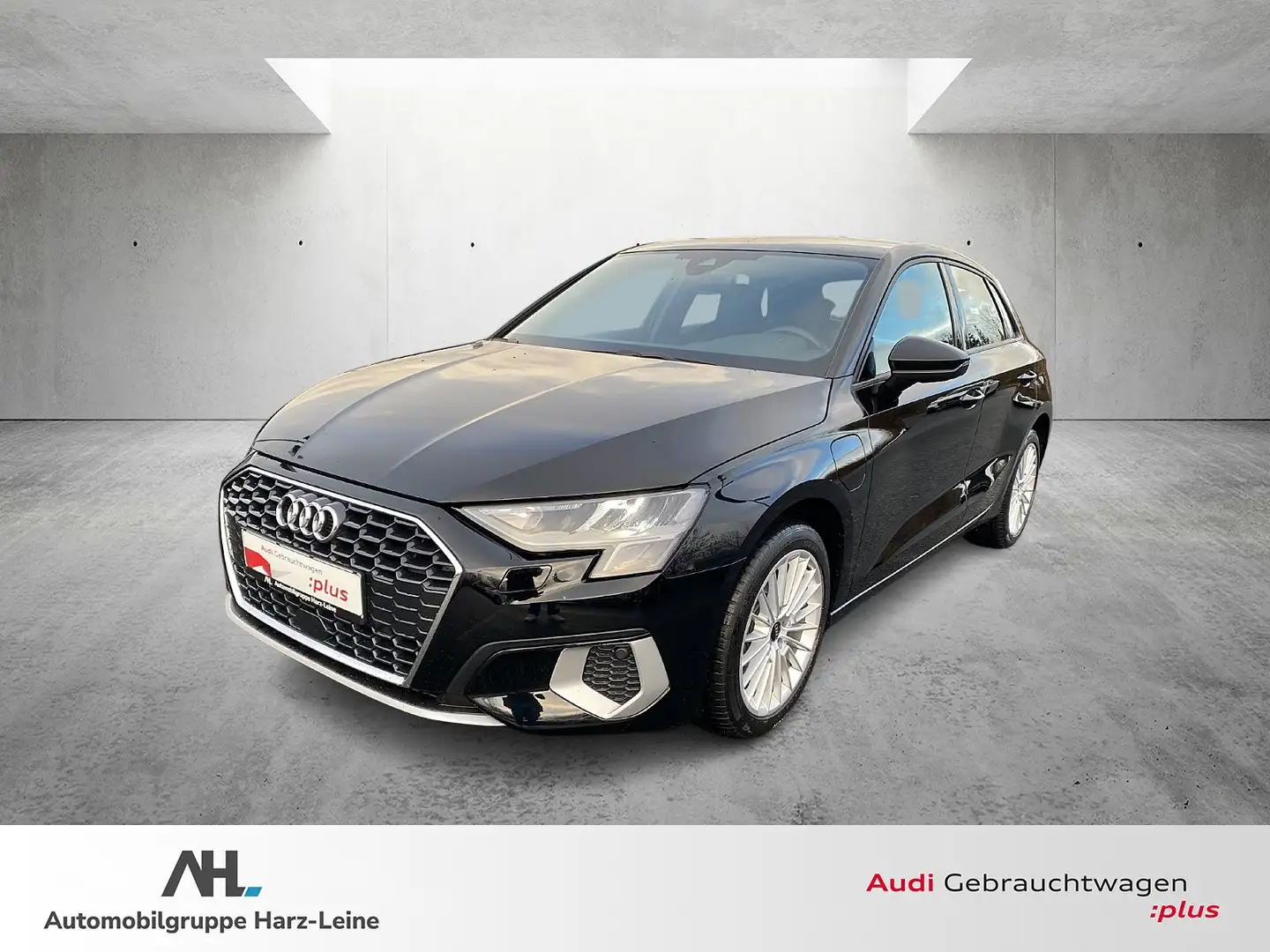 Audi A3 Sportback 40 TFSIe advanced S-tronic LED Navi ACC Schwarz - 1