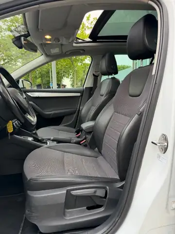 Skoda Octavia view 12