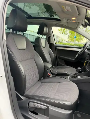Skoda Octavia view 11