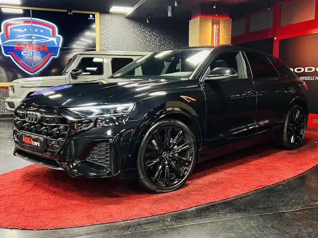 Audi Q8 50 TDI Quattro S-LINE FACELIFT HUD B&O PANO