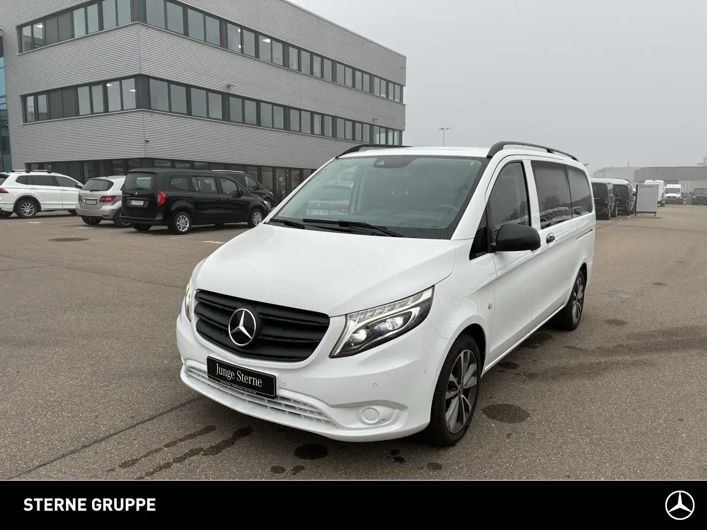 Mercedes-Benz Vito Vito 119 CDI Tourer SELECT L LED 8SITZE SCHIENEN Blanc - 1