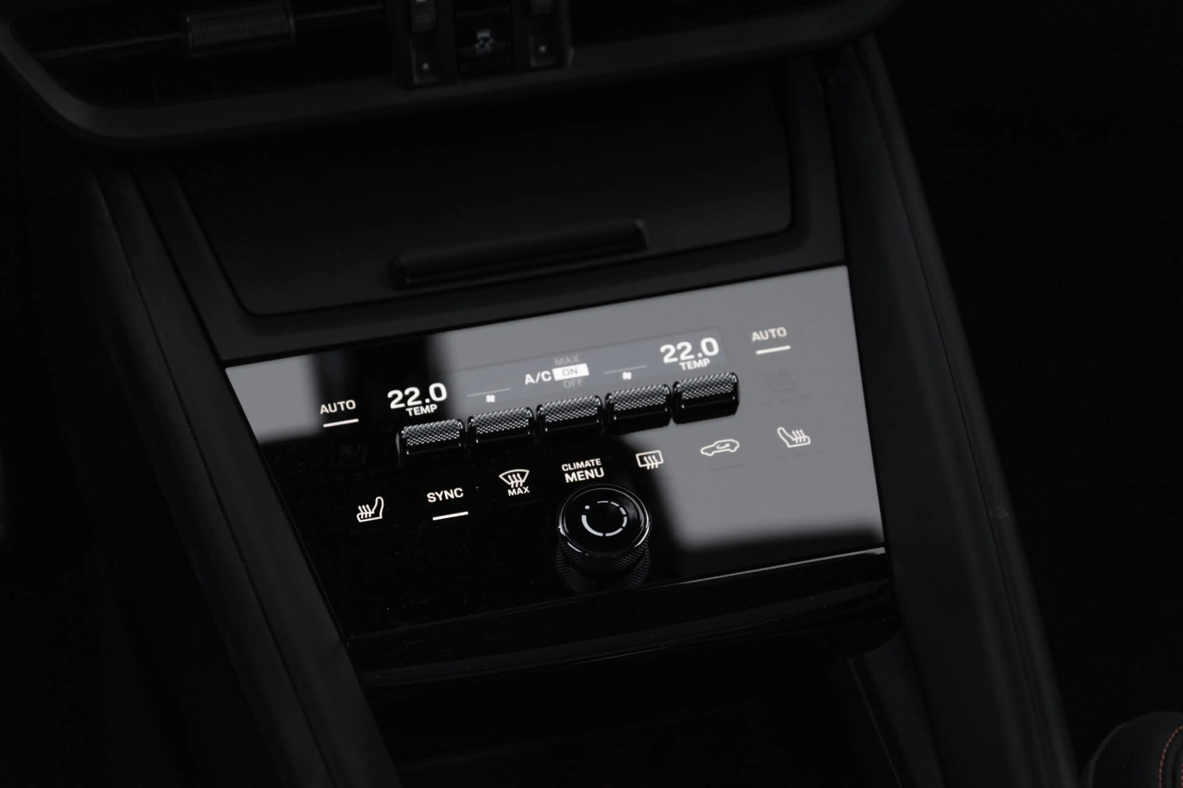 Porsche Macan GTS 18 Voudige Sportstoelen / 22 inch / Sport Desi — photo 45
