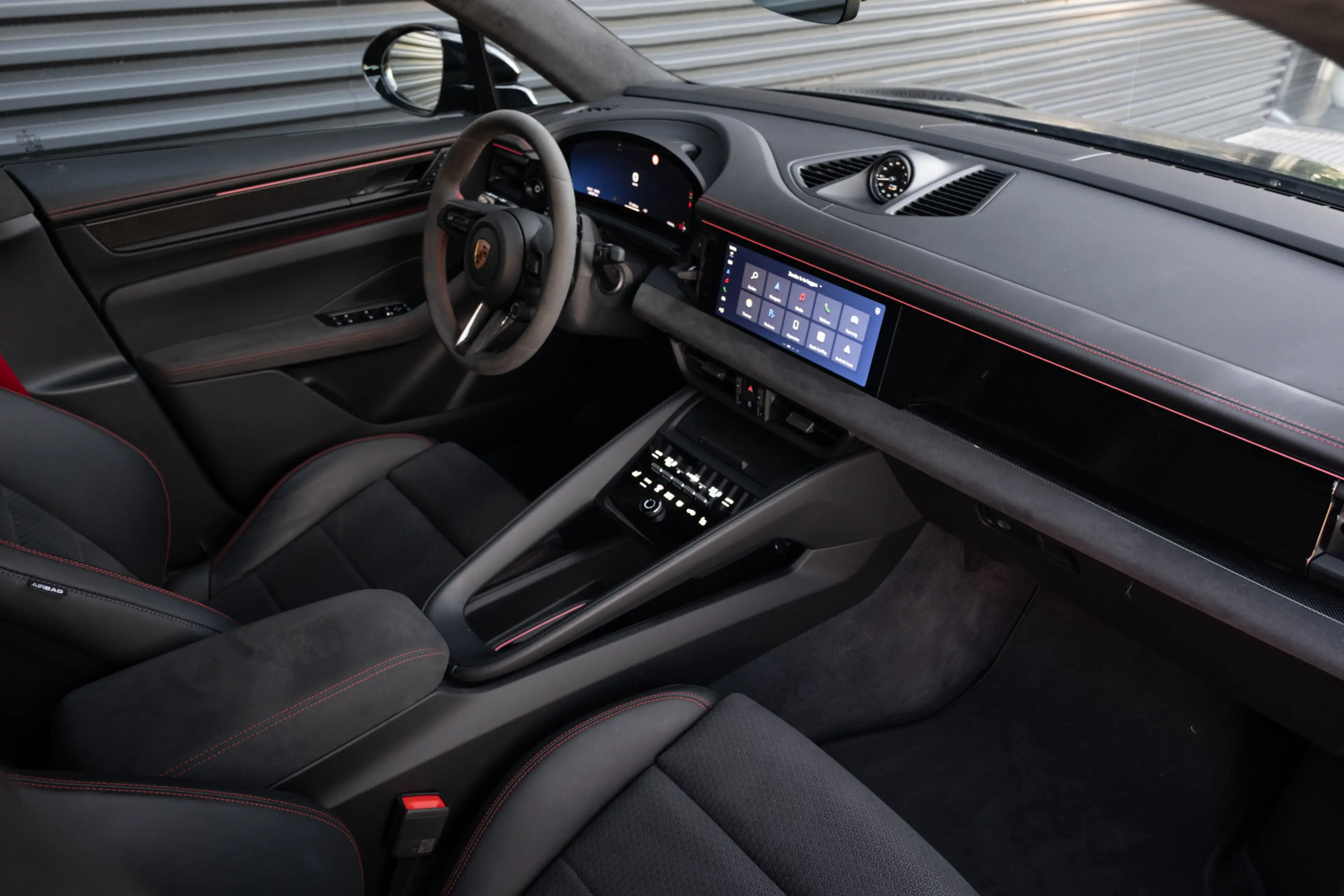 Porsche Macan GTS 18 Voudige Sportstoelen / 22 inch / Sport Desi — photo 5