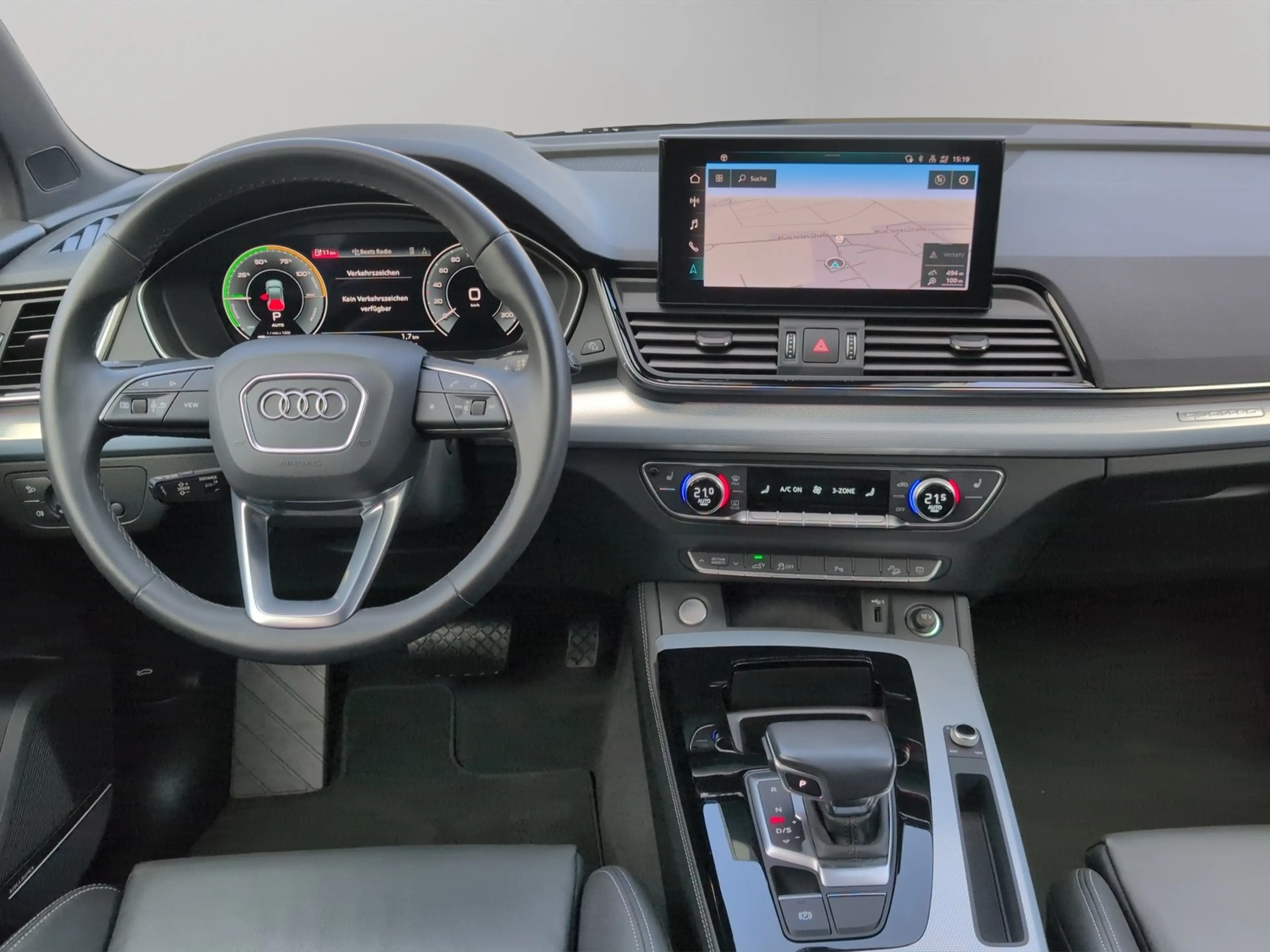 Audi Q5 Sportback 55 TFSI e qu. S line Matrix B&O — photo 14