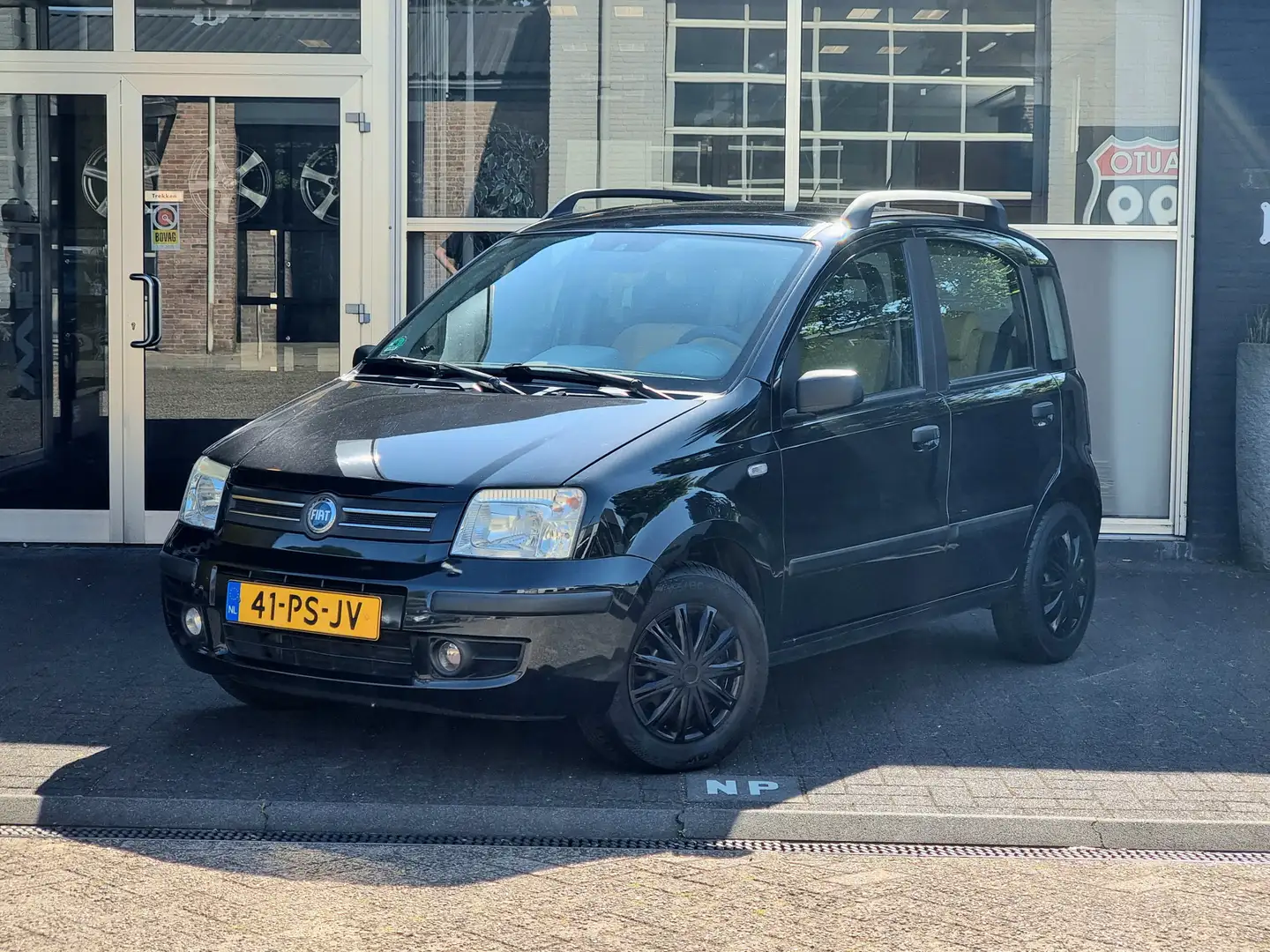 Fiat Panda 1.2 Class PANO / NAP / TELEFOONVERVINDING Noir - 1