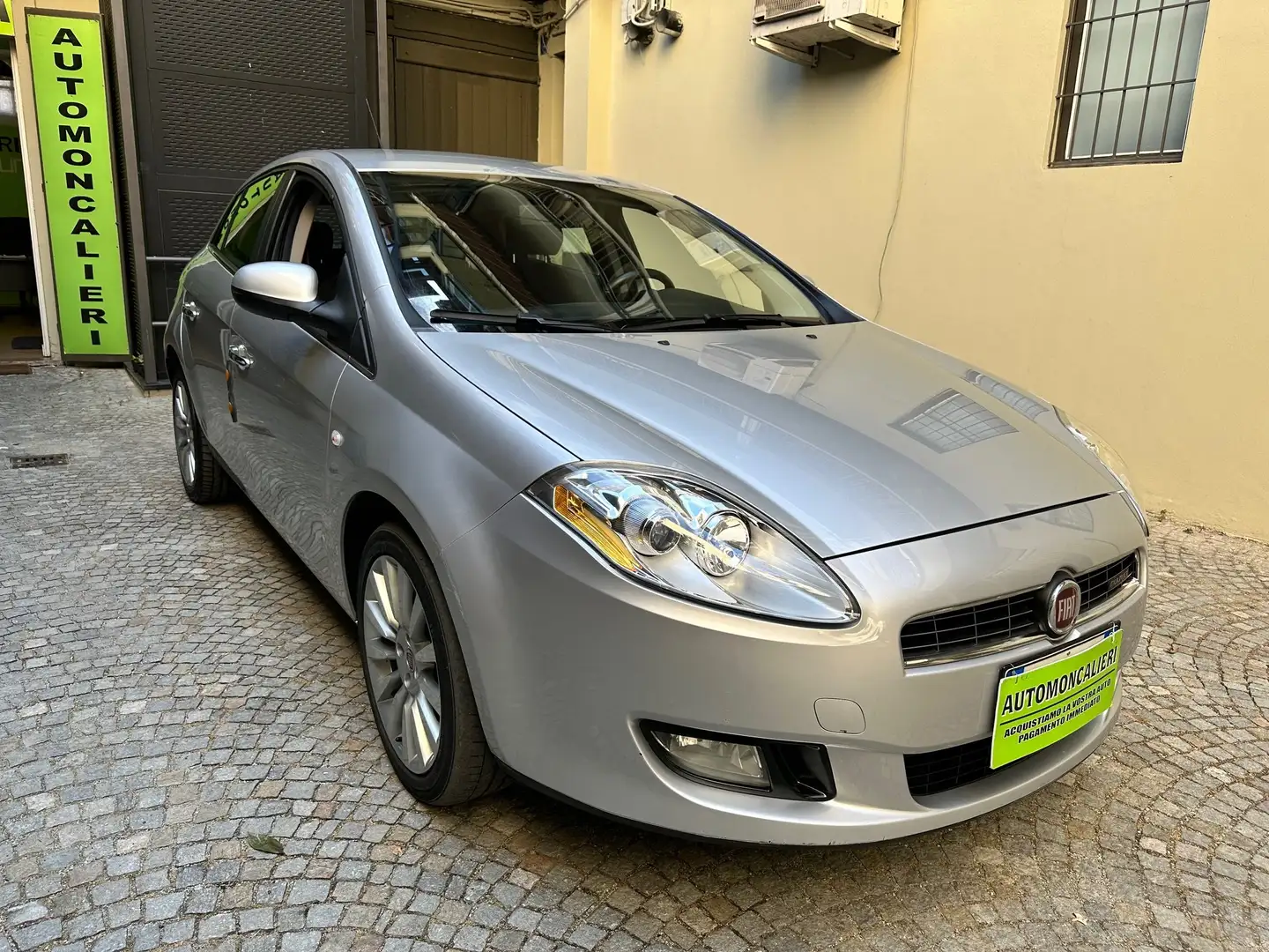 Fiat Bravo 1.9 Mjt Emotion * Km 27.532 - UNICOPROPRIETARIO Grigio - 1