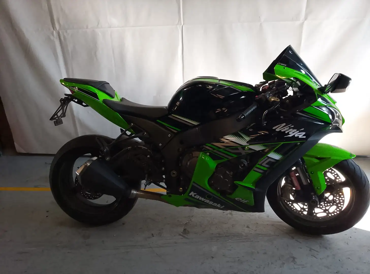 Kawasaki Ninja ZX-10R Vert - 1