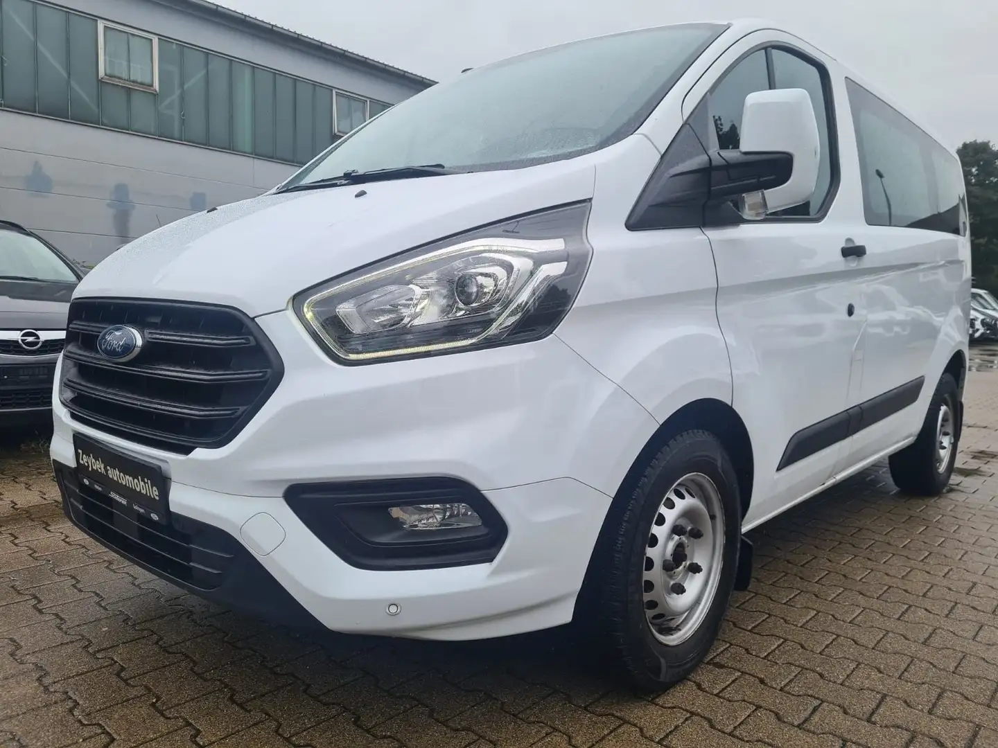 Ford Transit /Tourneo Custom Kombi 320 L1 Tourneo Tren Weiß - 1