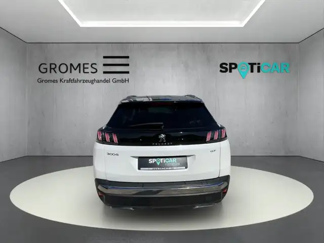 Peugeot 3008 view 4