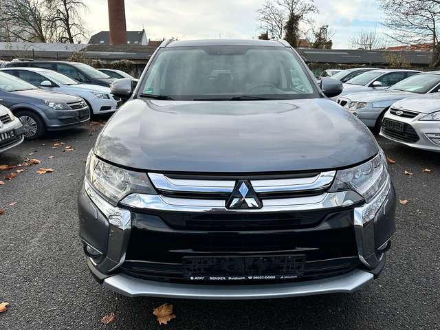 Mitsubishi Outlander SUV-Star+ 4WD