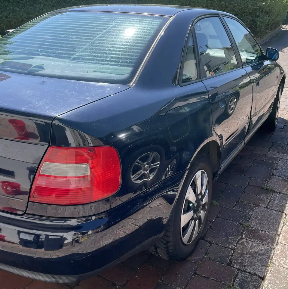 Audi A4 1.8 T, foto 4