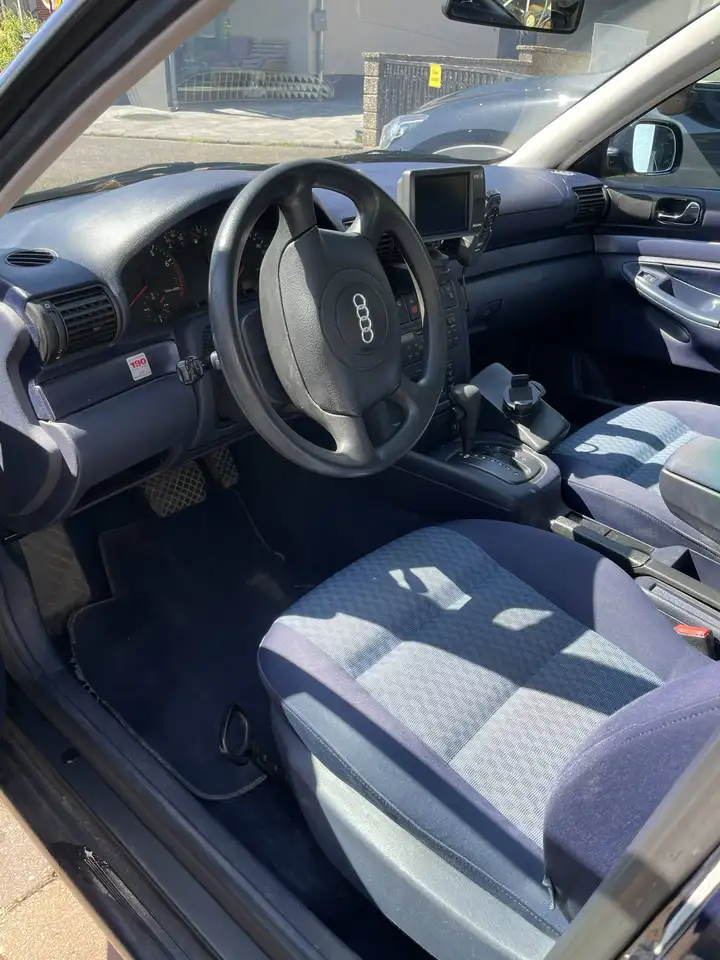 Audi A4 1.8 T, foto 7