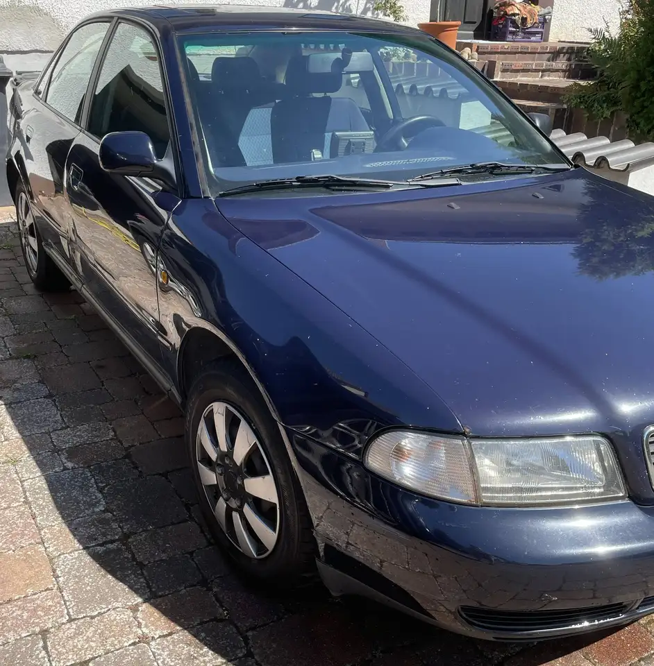 Audi A4 1.8 T, foto 3