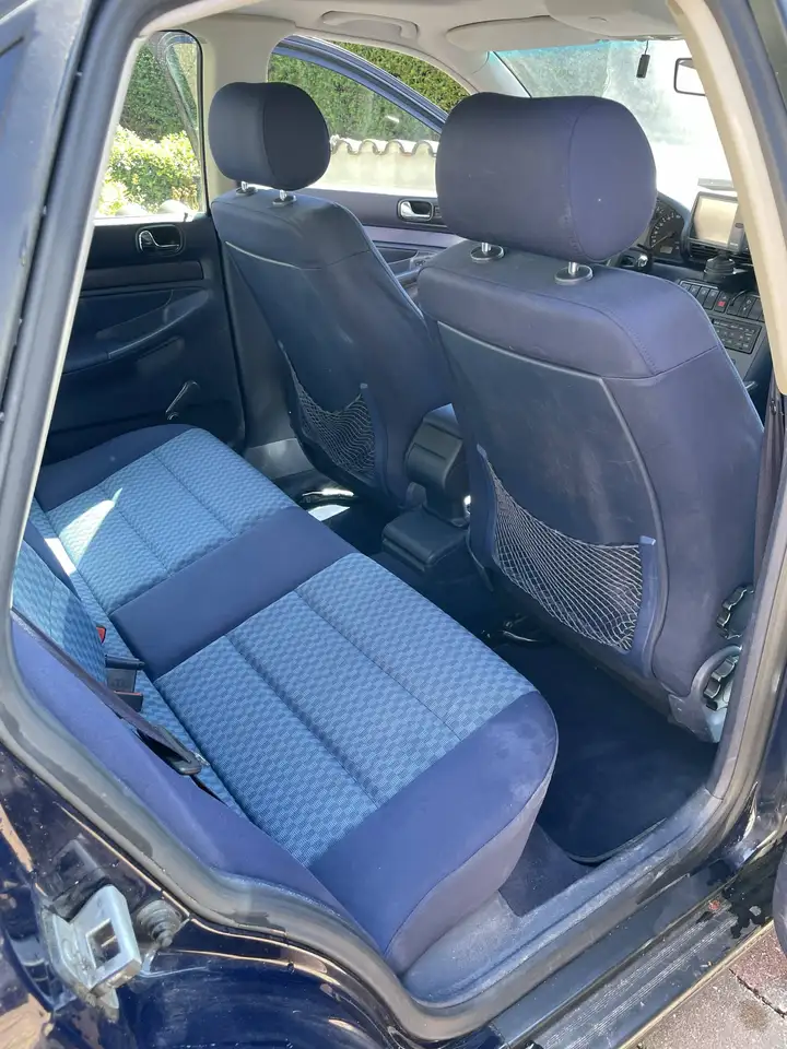 Audi A4 1.8 T, foto 10