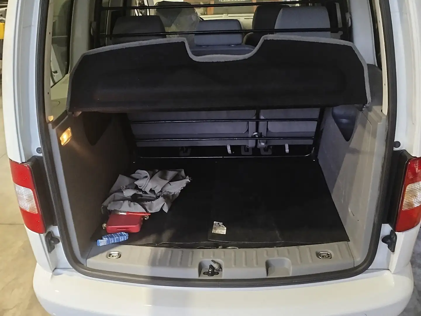Volkswagen Caddy 1.9 Diesel - 2