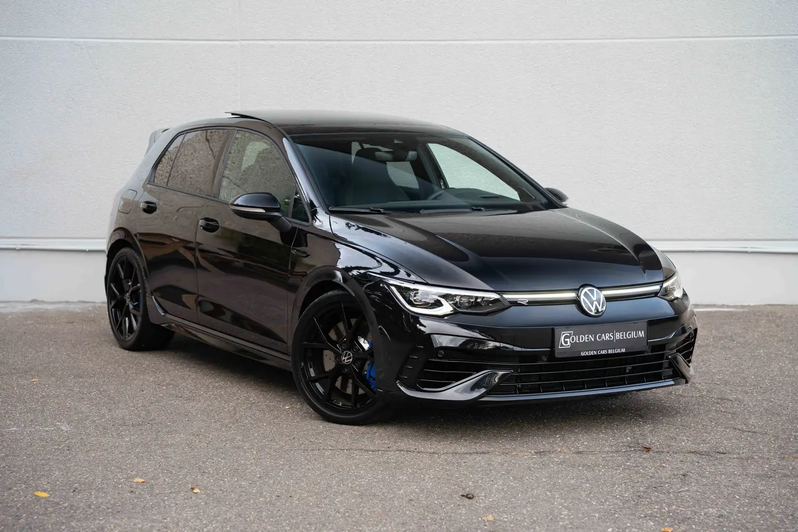 Volkswagen Golf R VIII '333 Edition' 4M AKRAPOVIC/PANO/PERF./H&K/HUD Negro - 2