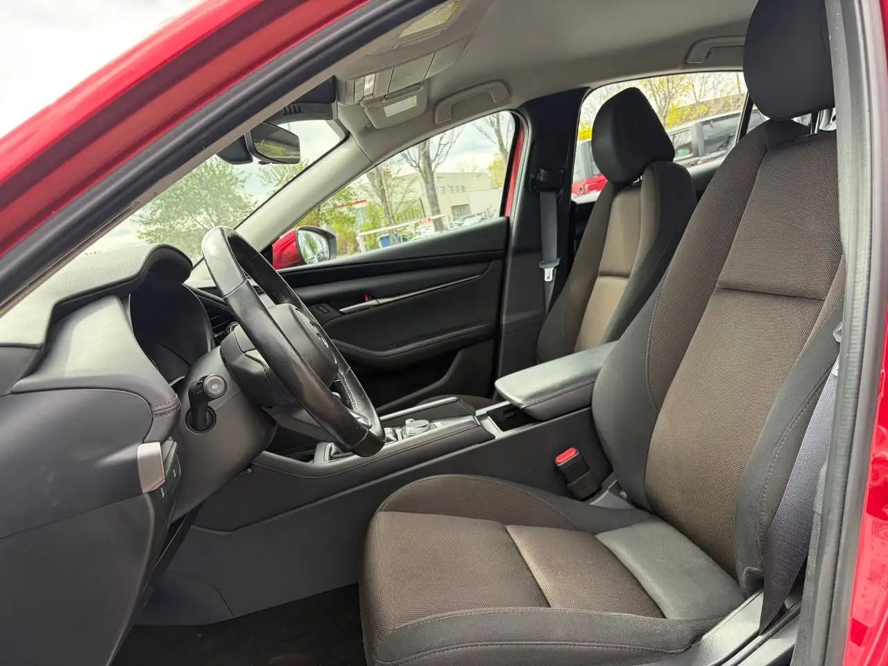 Mazda 3 снимка Mazda 3