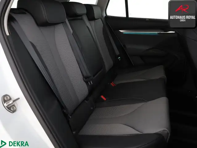 Skoda Enyaq view 13