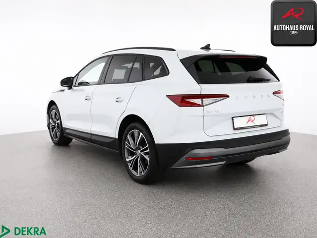 Skoda Enyaq view 3