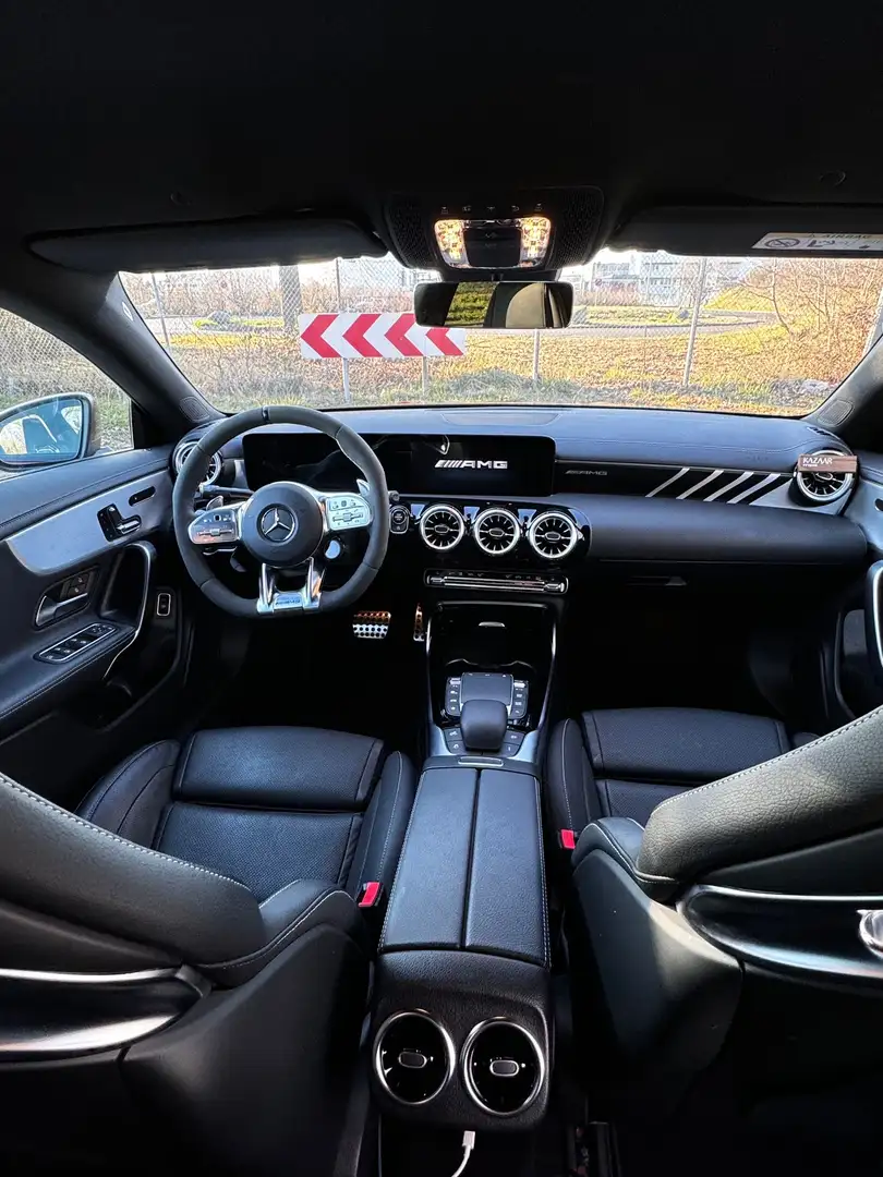 Mercedes-Benz CLA 45 AMG S 4Matic+ Speedshift 8G-DCT - 2