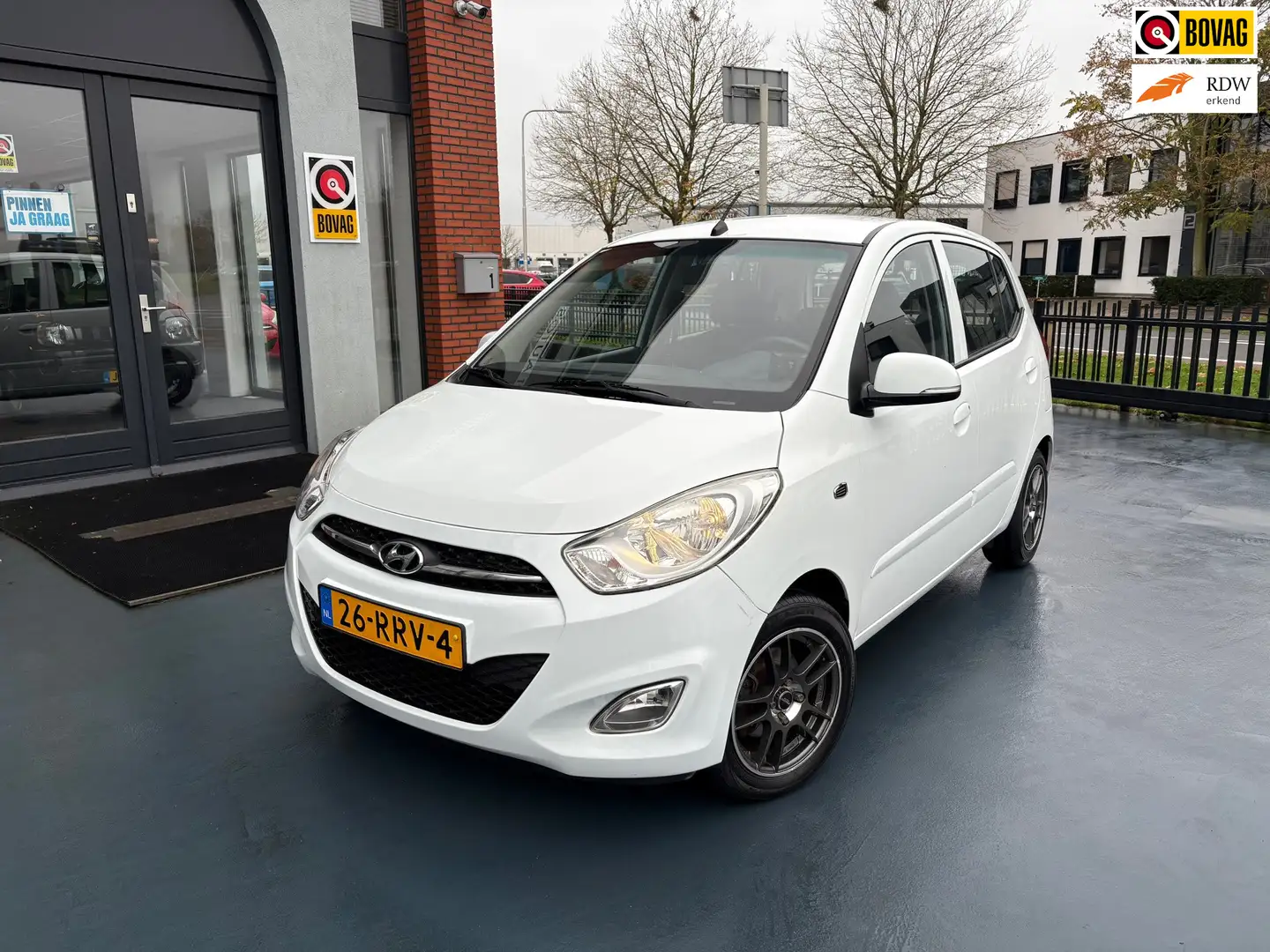 Hyundai i10 1.2 i-Motion Cool AUTOMAAT AIRCO Wit - 1