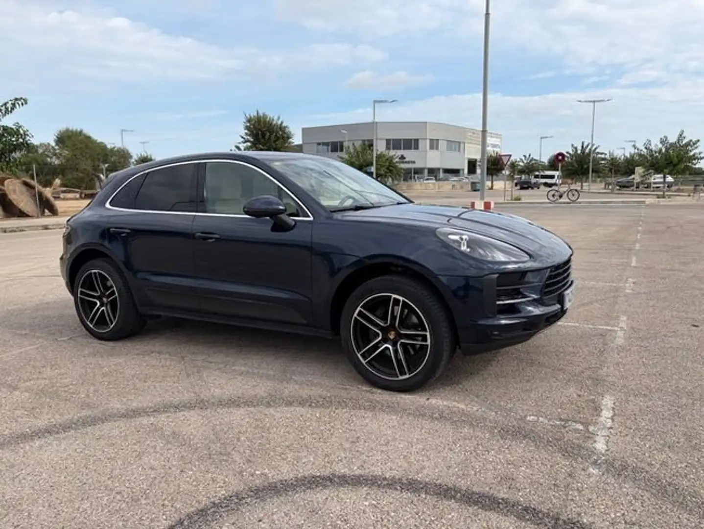 Porsche Macan Azul - 1