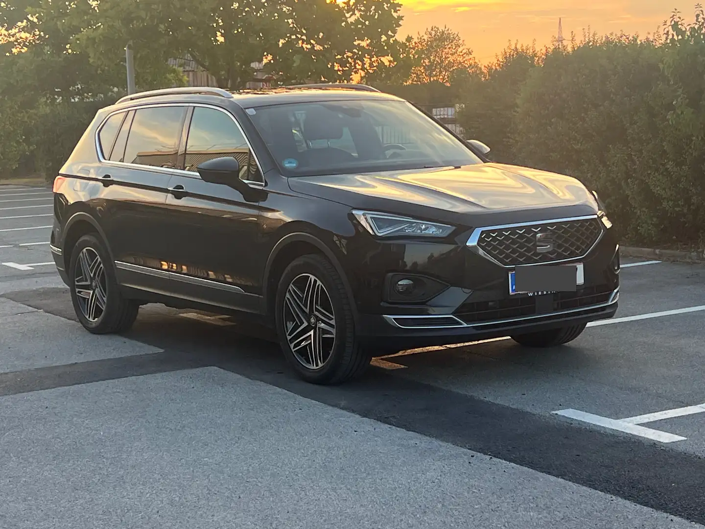 SEAT Tarraco Tarraco 1,5 TSI ACT Xcellence Xcellence Schwarz - 1