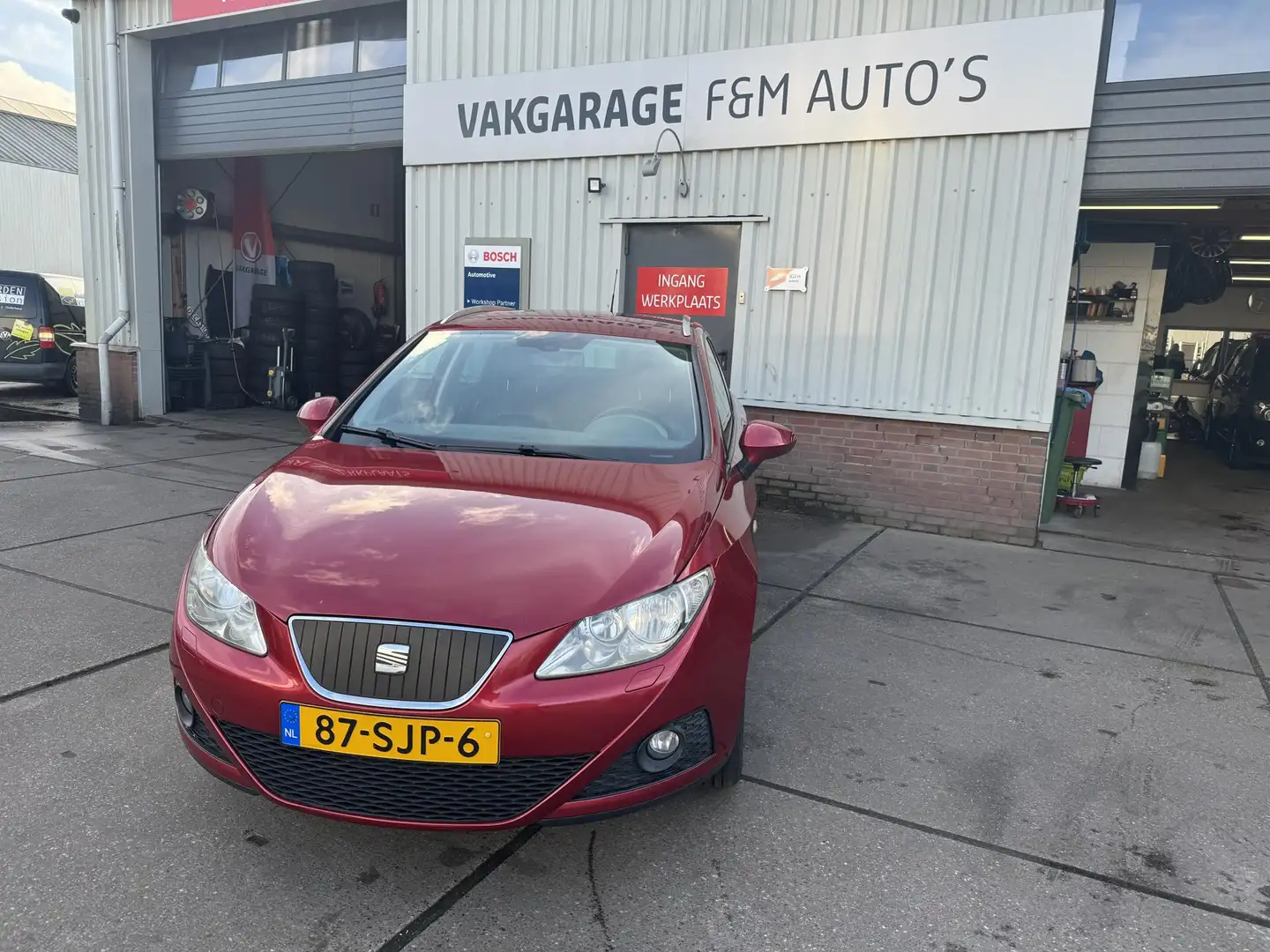 SEAT Ibiza ST 1.2 TDI Style Ecomotive Red - 2