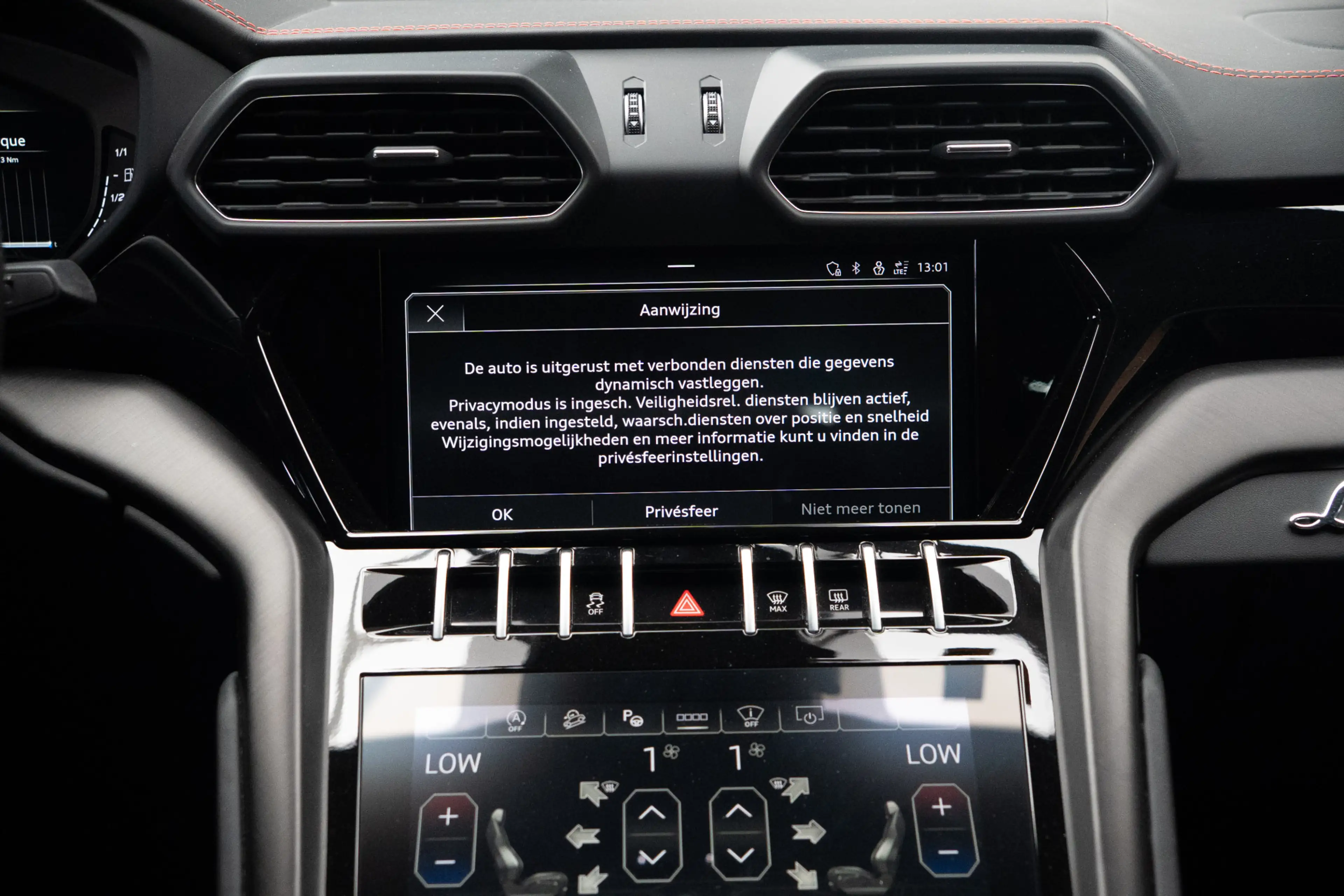 Lamborghini Urus 4.0 V8 HUD Leder Ceramic B&O 360° Massage ACC Alca — photo 28